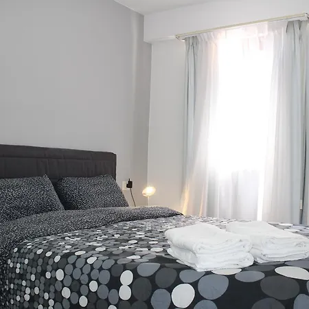 Appartement Flamingo 201 *