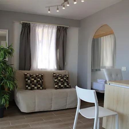 Apartment Flamingo 201 *
